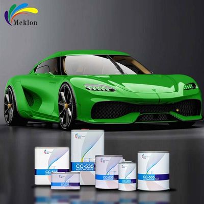 Verniz de carro verde com instalações avançadas