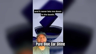 Acabamento de alto brilho com pintura de carro azul puro
